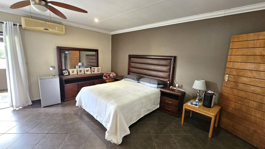 6 Bedroom Property for Sale in Magalies Golf Estate North West